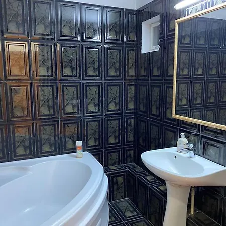 Parklake 4 7 Persoane * בוקרשט